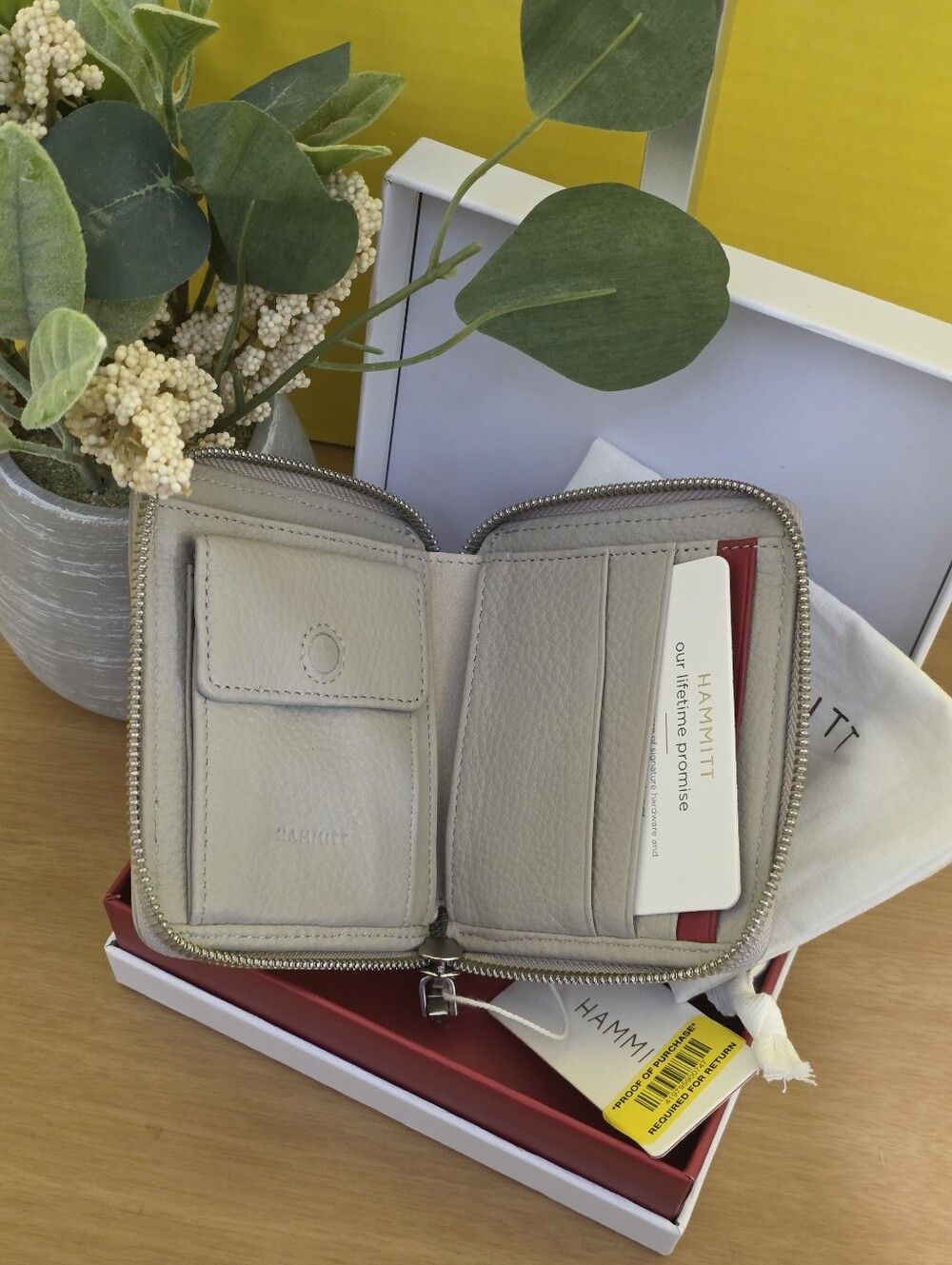 Hammitt 5 North Paved Grey Silver Hardware Pebbled Leather Wallet - Picture 5 of 6